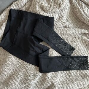 Lulu leggings size 2